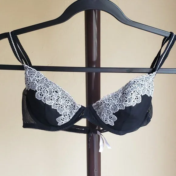 DKNY Black & White Lace Bra – Size 36B - Picture 6 of 13